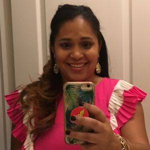 Meet your Posher, Nicole